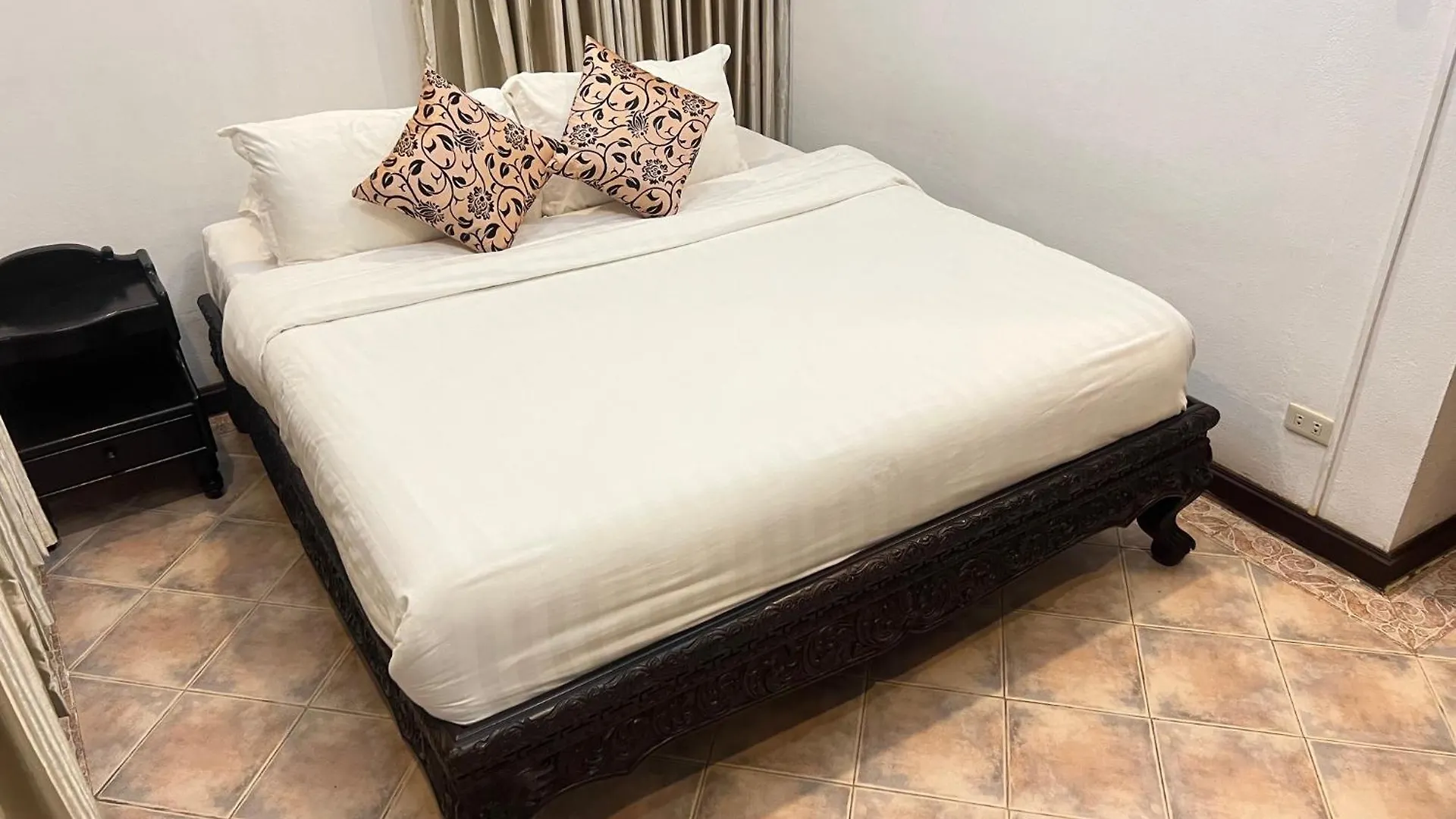 Luang Prabang Bakery & Guest House